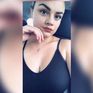 Meet your Posher, Juliana